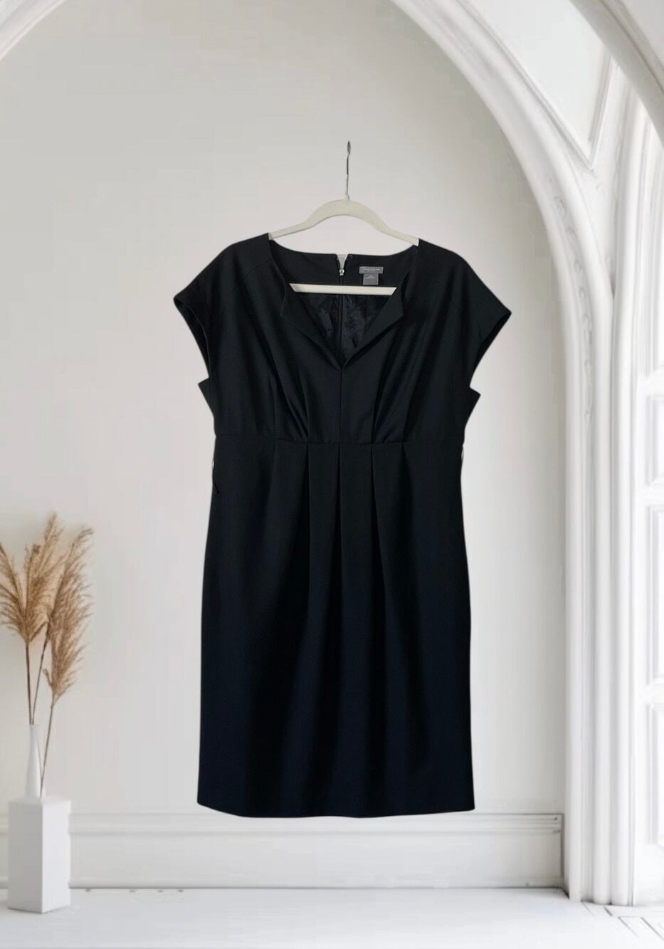 Ann Taylor Womens Dress Black Cap Sleeve Size 10P
